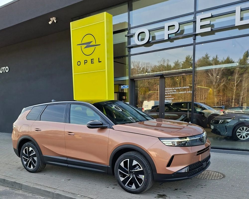 Opel Grandland Hybrid GS 1.2 145KM