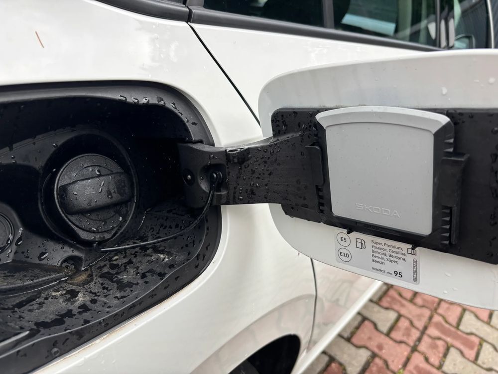 Skoda Kamiq 1.0 Tsi Essence Bezwypadkowy | Polski salon.