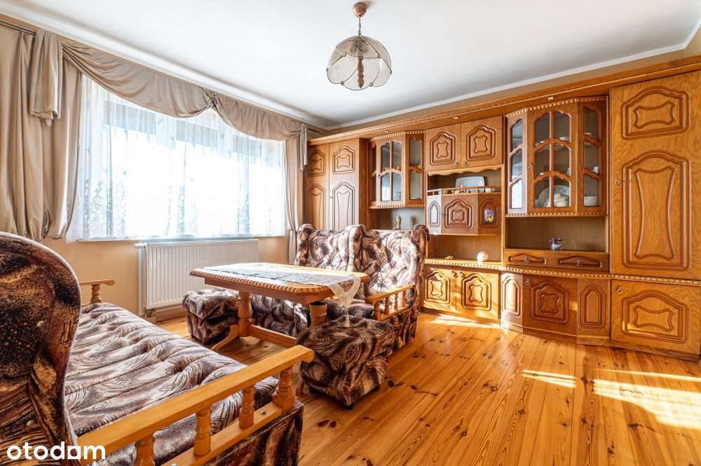 Dom wolnostojący w Starej Górze.-6