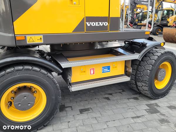 Volvo EWR150E / ROTOTILT ze szczypcami / system niwelacji LEICA / - 15