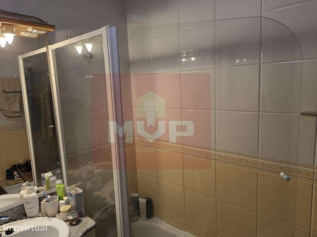 Apartamento T4 em Portimão-10