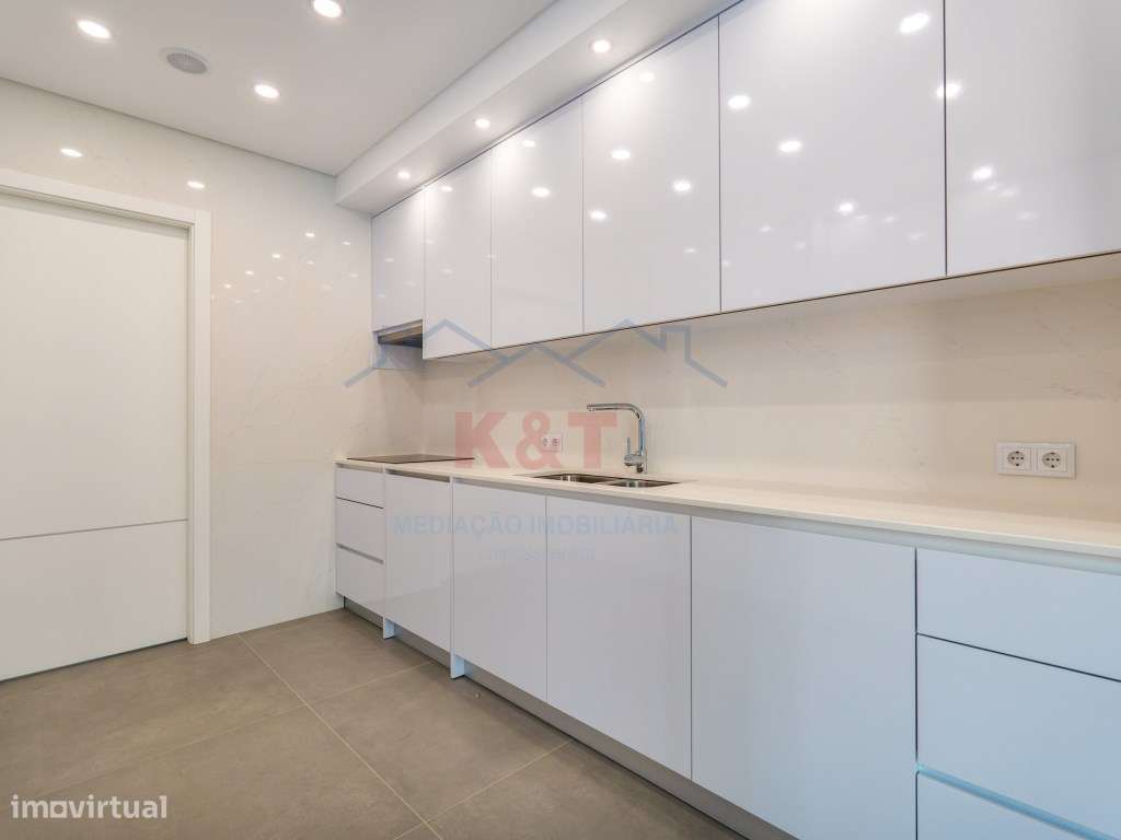 Moradia T3 com piscina-7