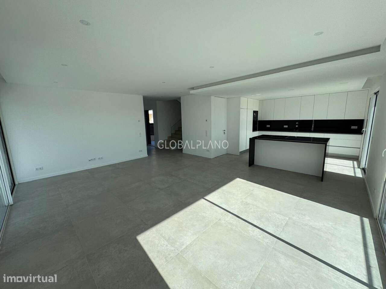 Excelente Moradia V4 nova a estrear - Grande imagem: 5/31