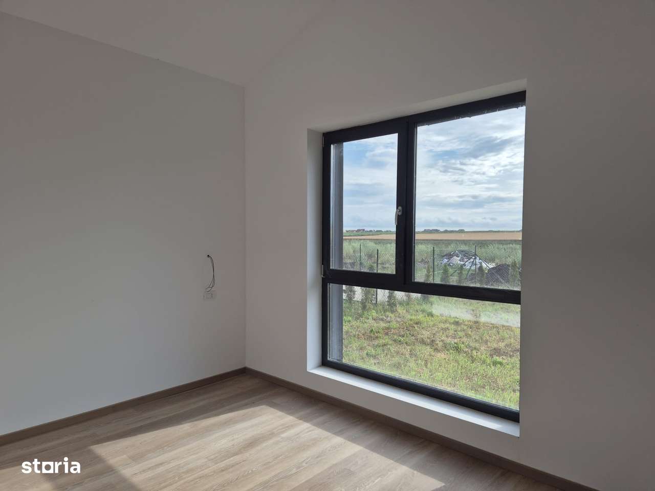 Apartament sau casa la doar 125000 euro!Oferta limitata!-1