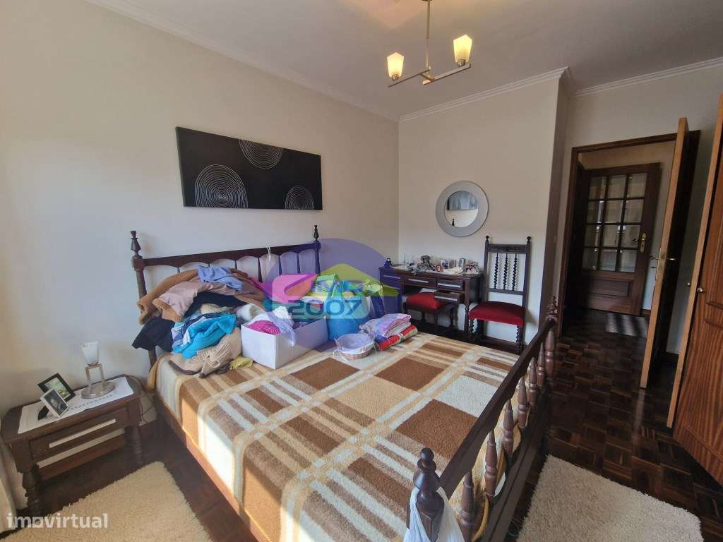 Apartamento T2 em Paços de Brandão-18
