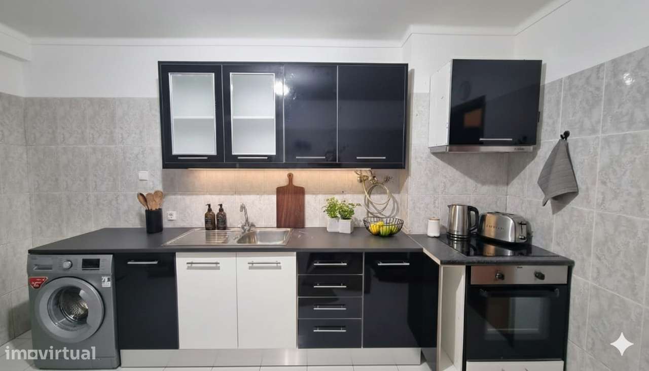 Apartamento T2 Carregado - Grande imagem: 4/12