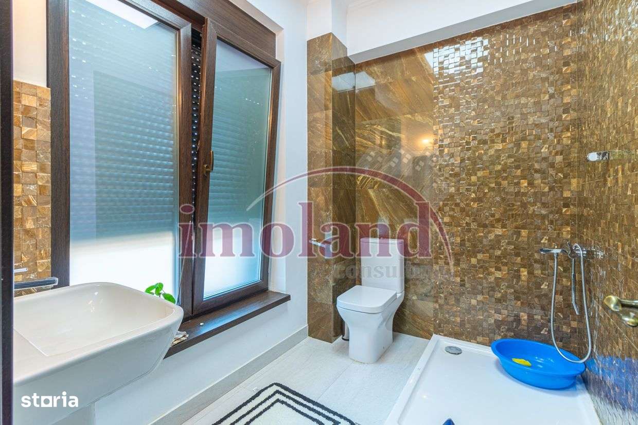 Vila cu piscina si garaj - 6 dormitoare - Pantelimon-12