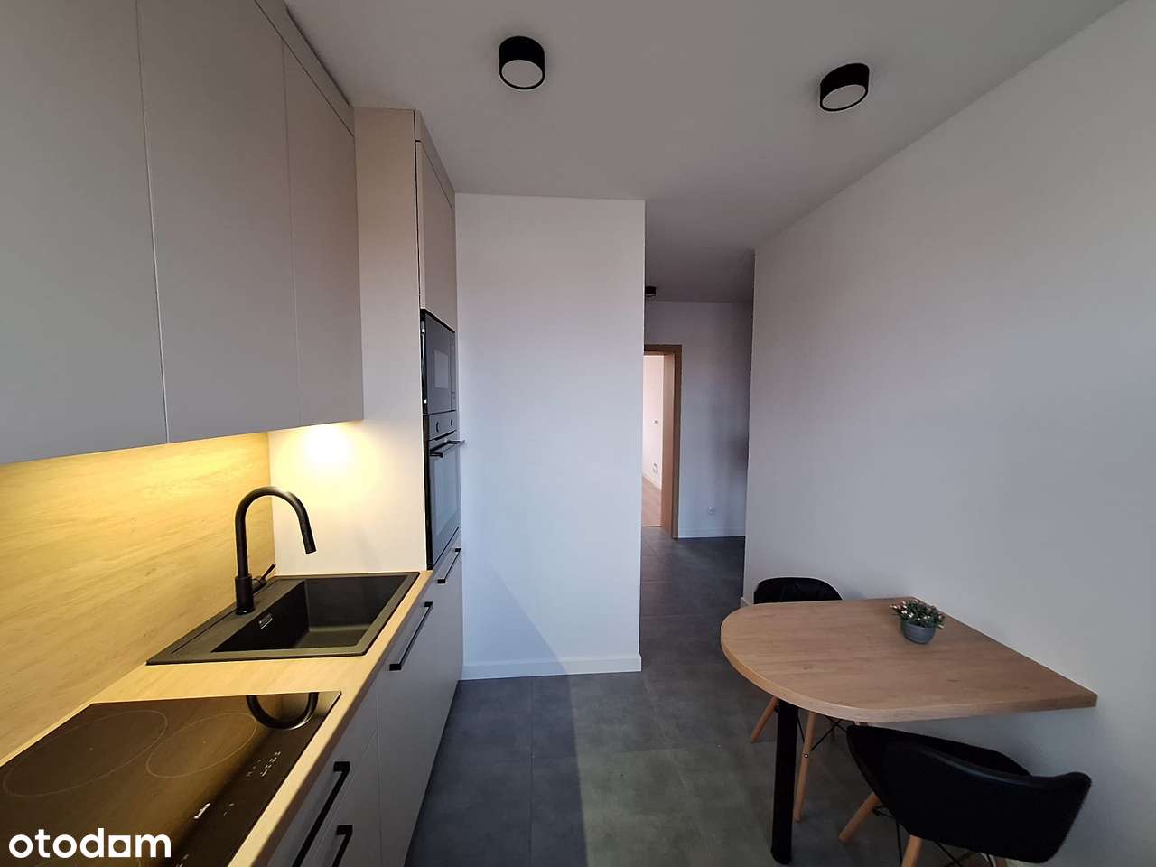 Dwupokojowe mieszkanie z nowoczesnym wykończeniem w super lokalizacji - Pełny obrazek: 3/12