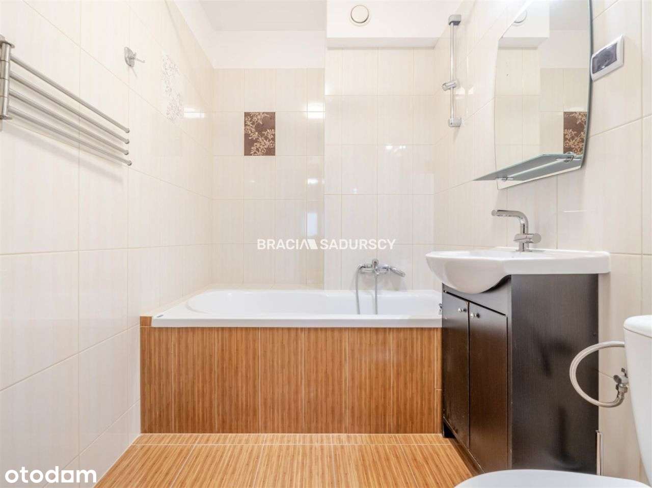 Okazja! Ustawne 2-pok, 2 balkony, duży potencjał!-9