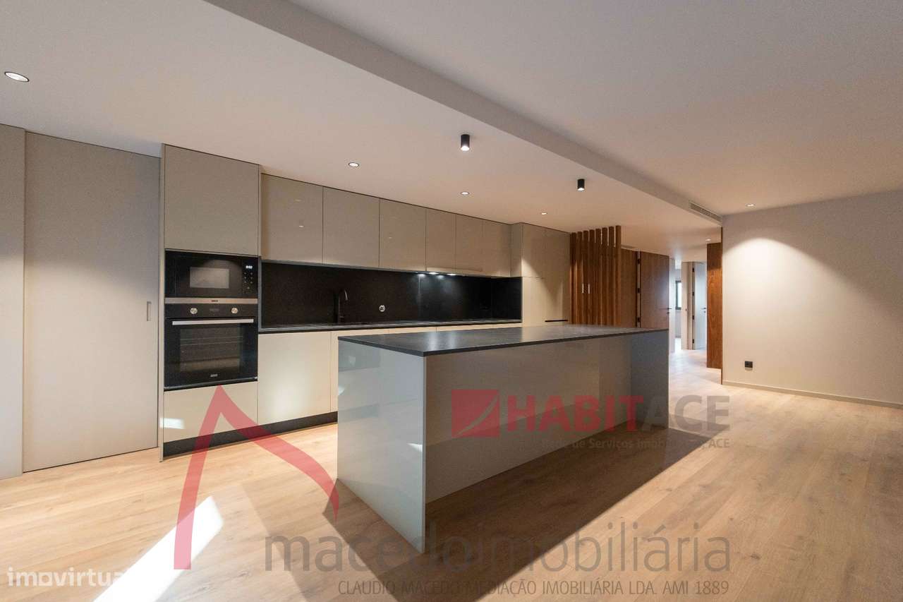 Apartamento T3 Novo para Arrendamento  em São Vicente - Grande imagem: 3/49