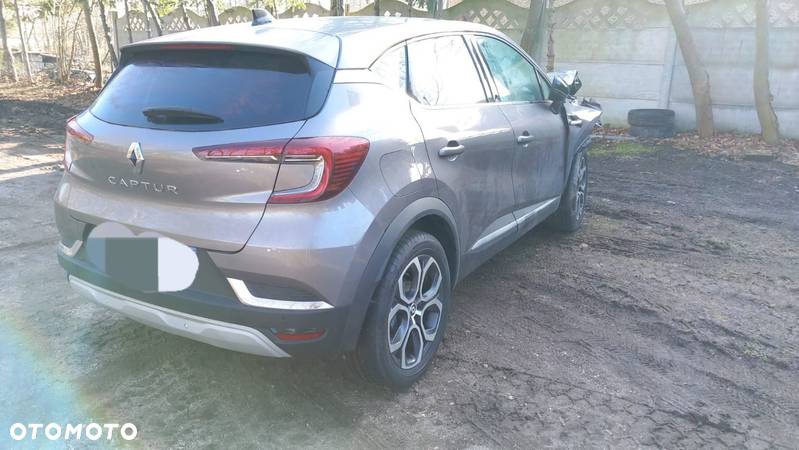 Renault Captur TCe 90 TECHNO - 3