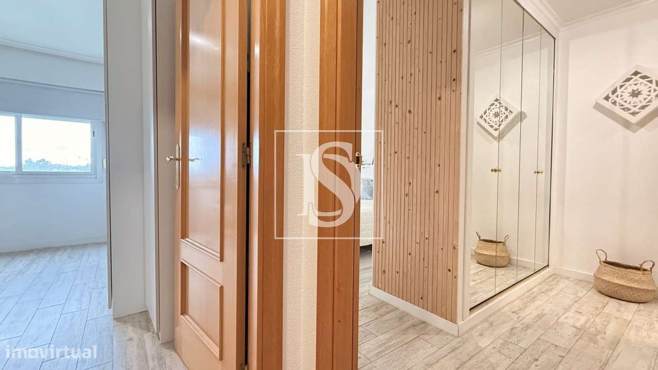 Apartamento T3 Renovado com Parqueamento em Alhos Vedros-22
