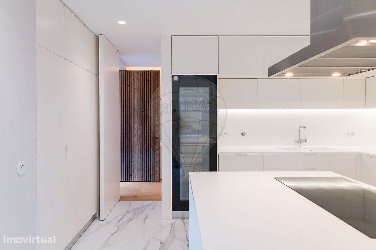 Moradia T5 para venda - Grande imagem: 2/47