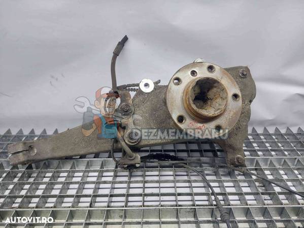 Fuzeta fata stanga Bmw 5 (F10) [Fabr 2011-2016] OEM 2.0 N47T - 1