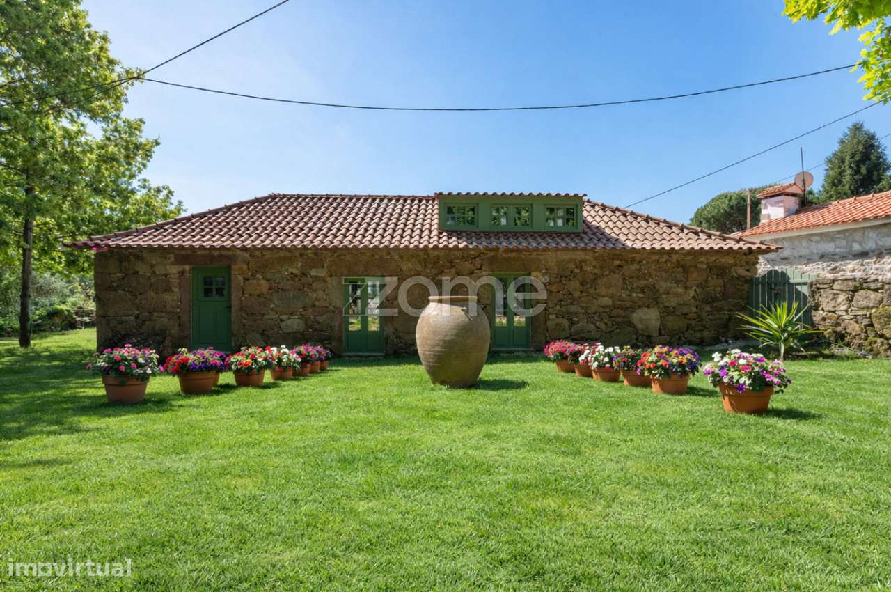 Duas moradias com piscina em Covas, Vila Nova de Cerveira - Grande imagem: 5/54