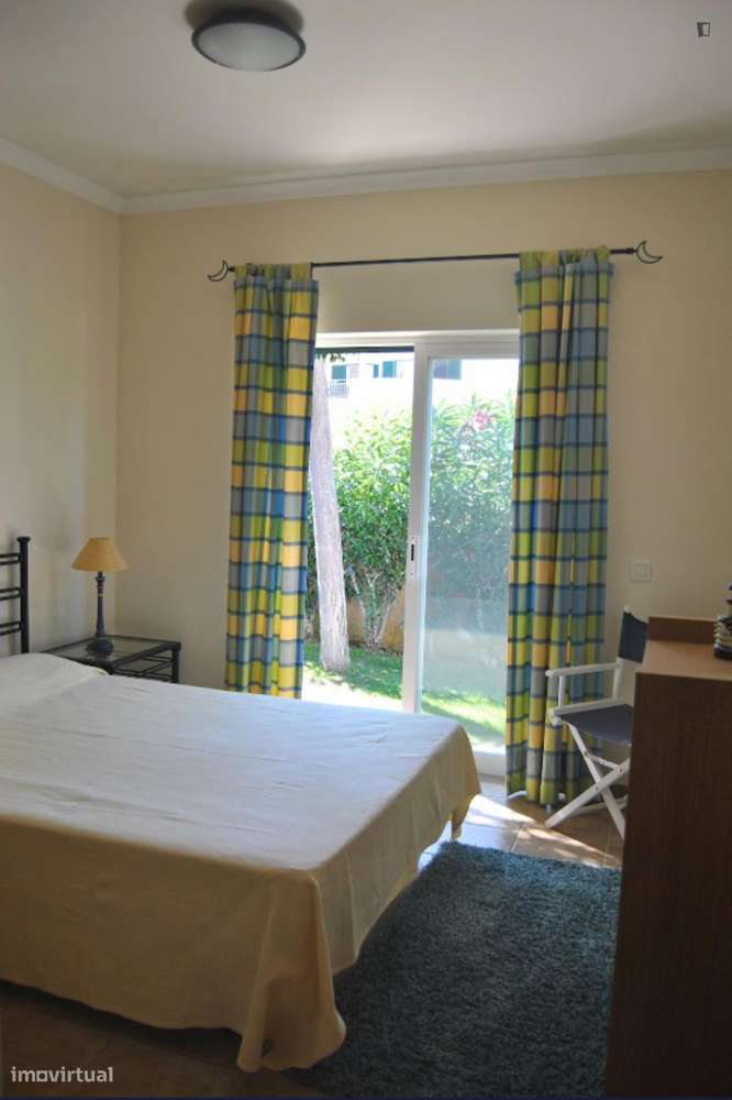 Casa com 3 quartos - localizado em Lagos - Grande imagem: 4/10