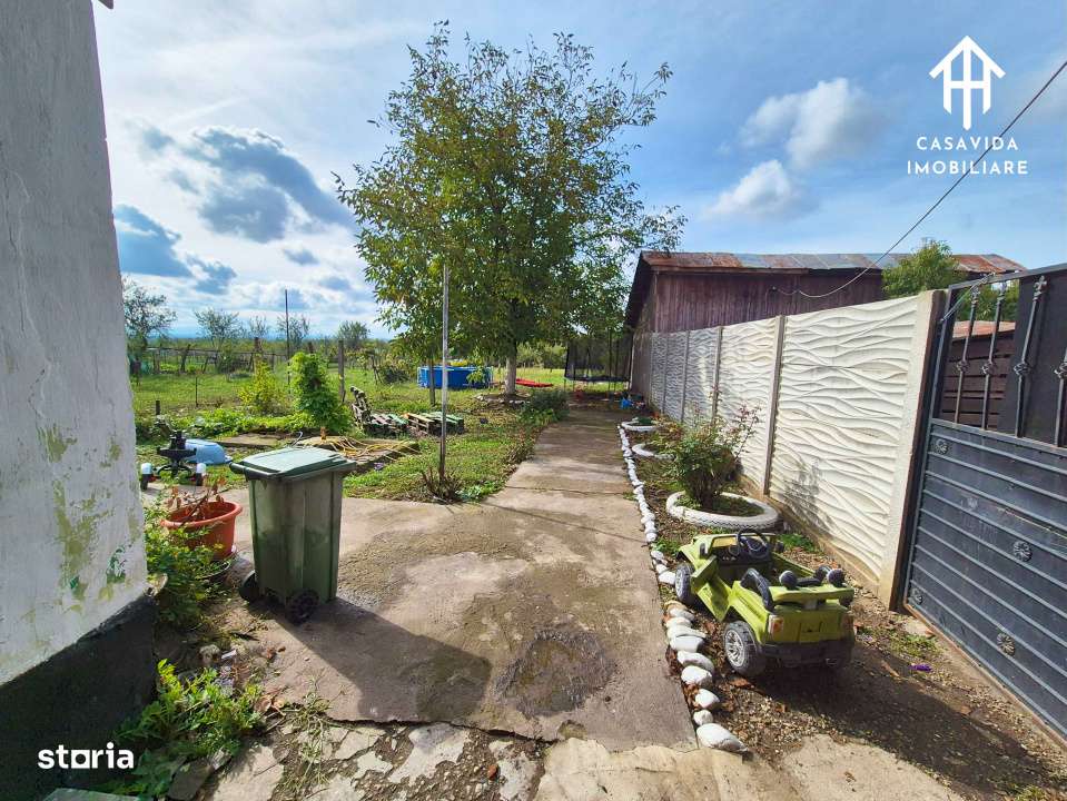 Casa de vanzare in Ciresu-11