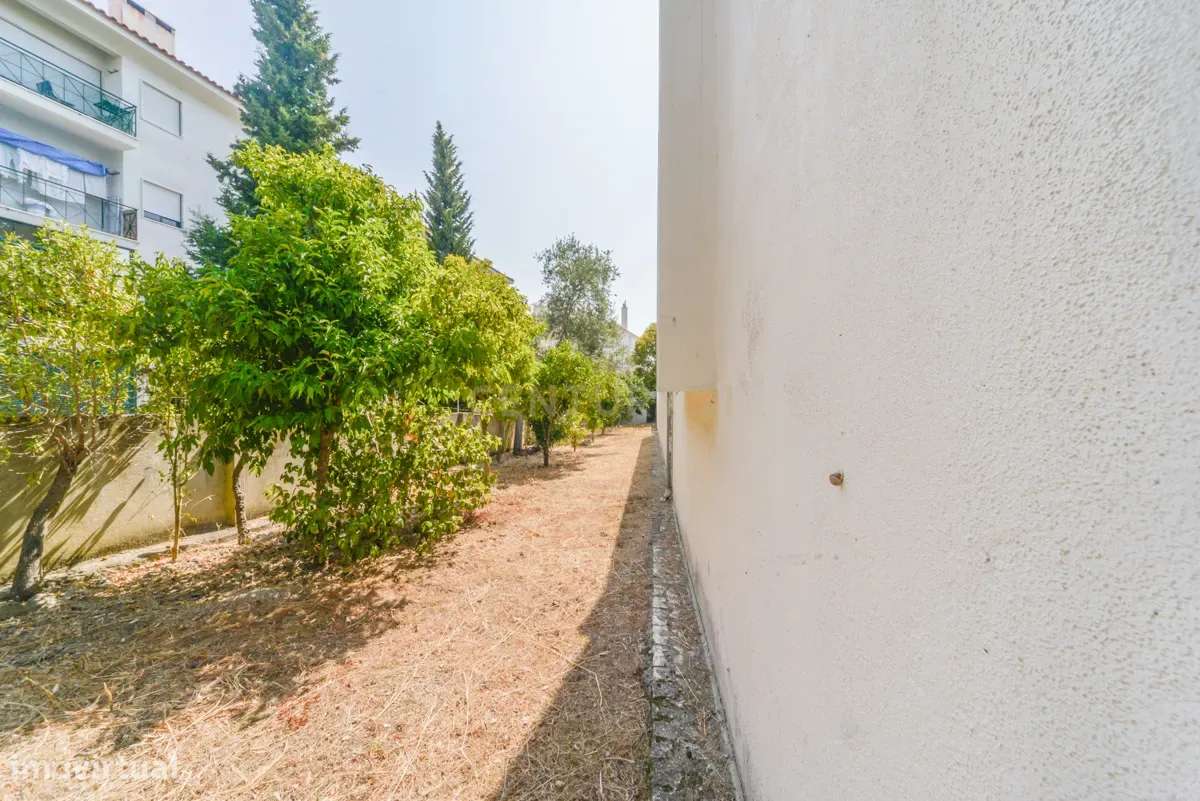 Quinta/Moradia na Póvoa de Santa Iria em Lote 2300m2-19