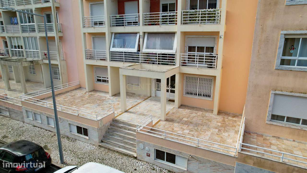 Excelente T1 com lareira, arrecadação e varanda na Anta – Agualva-Cacé-34