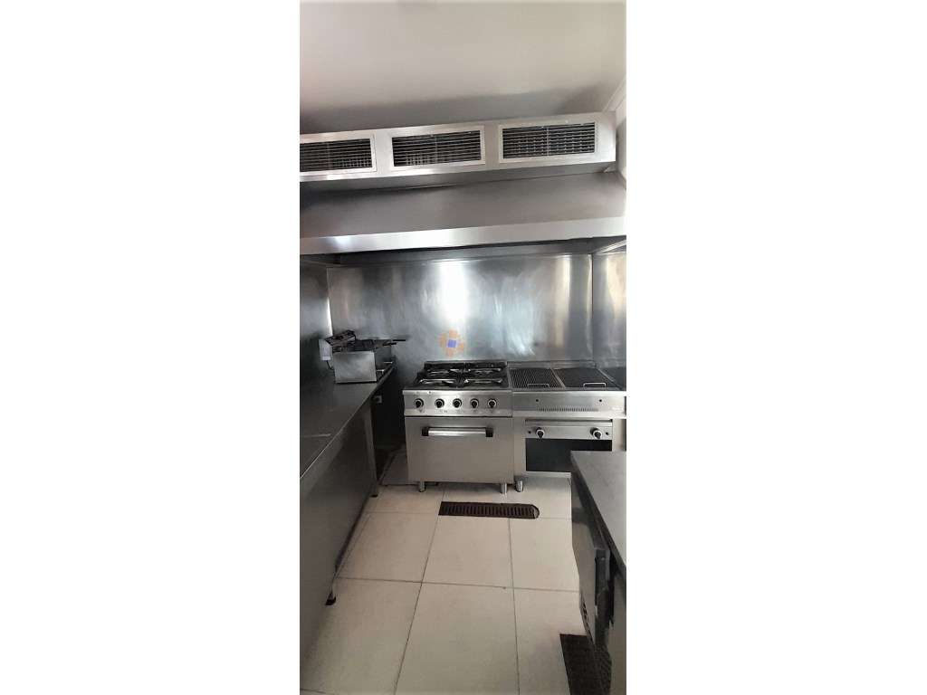 Café e Restaurante no Alto do Índio, Sobreda-10