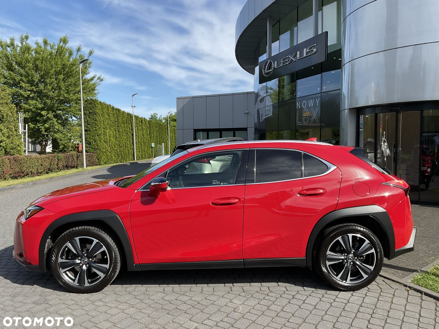 Lexus UX - 3