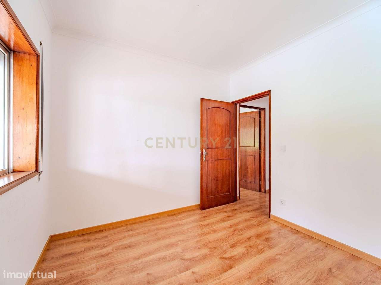 Apartamento T2 com garagem box | Rés-do-chão | Maia-15