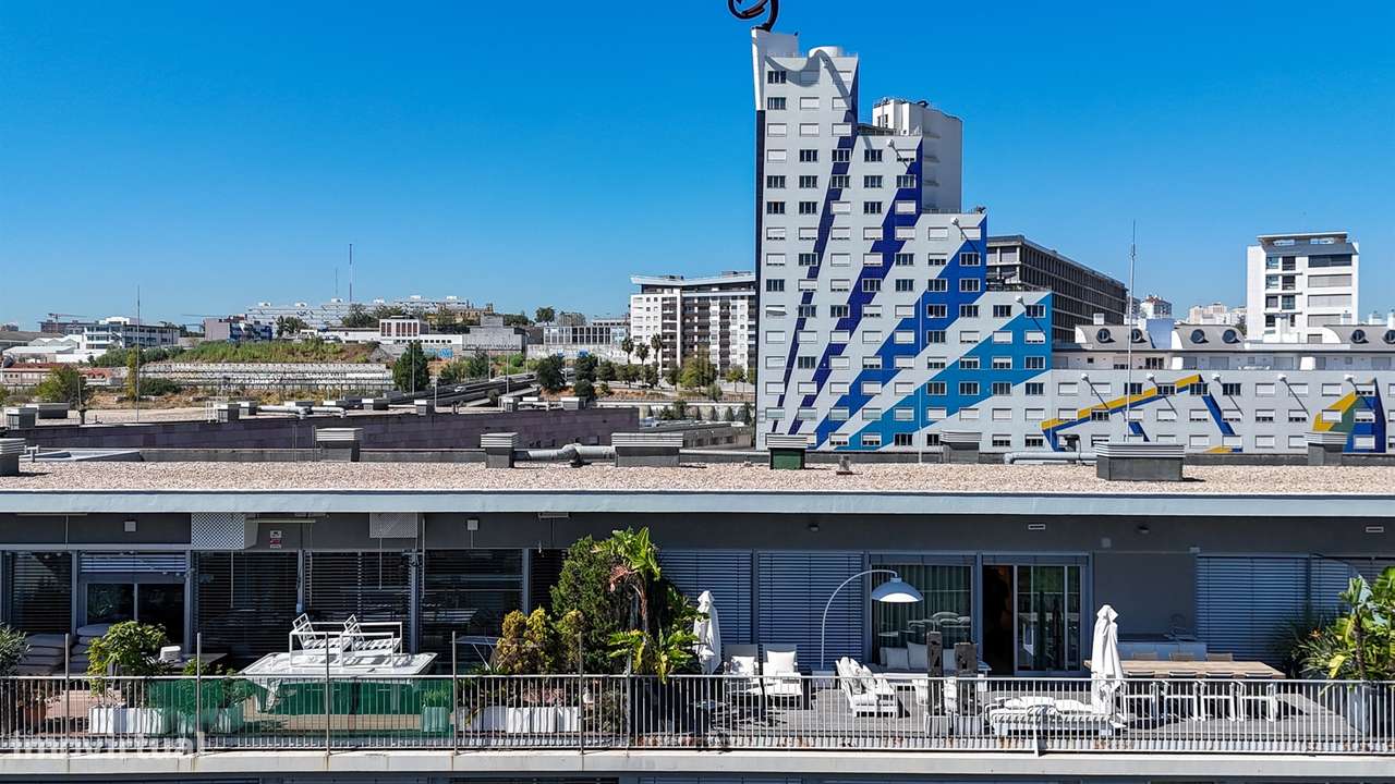 Penthouse T3 com terraço e 3 lugares de garagem na Alameda dos Oceanos-43
