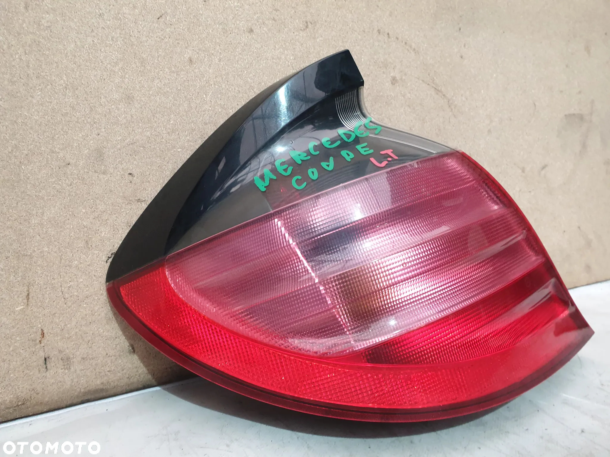 Mercedes W203 Coupe Lampa Tylna Lewy Tył L.T. - 2