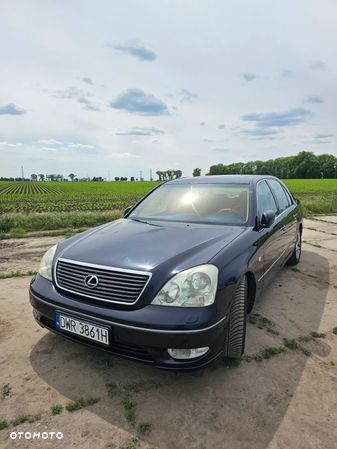 Lexus LS - 1