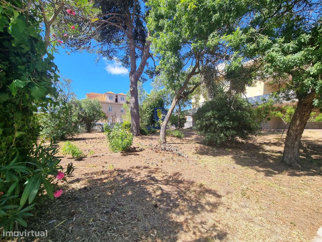 Moradia T6 em Carcavelos-17