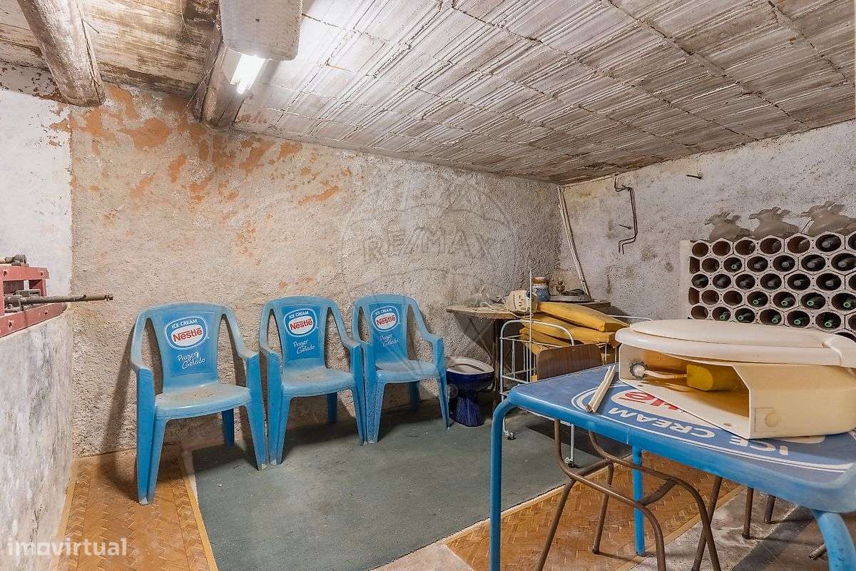 Moradia T2 para venda-15