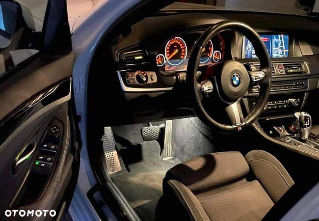 BMW Seria 5 520d M Sport - 7