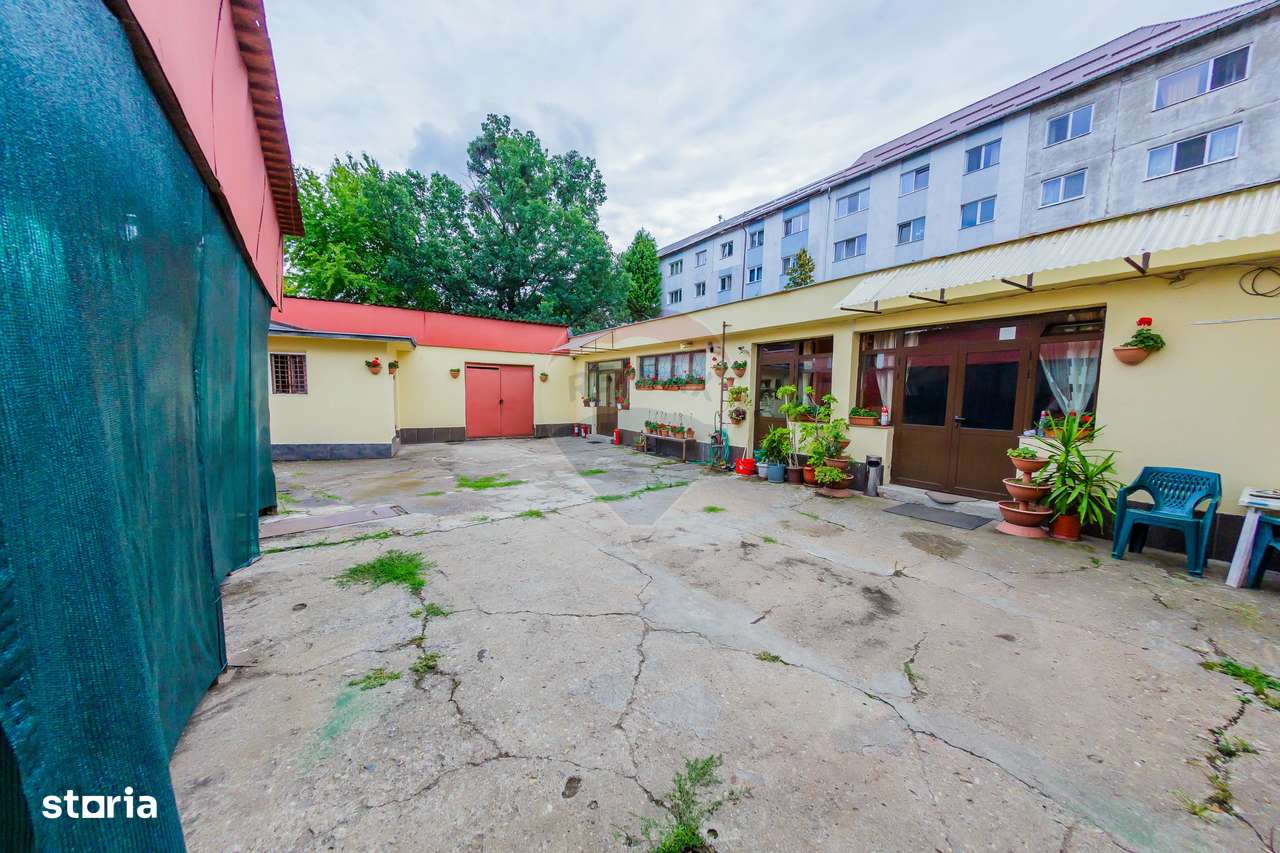 Spatiu Comercial de Vanzare sau schimb cu Apartamente - Imagine principală: 4/12