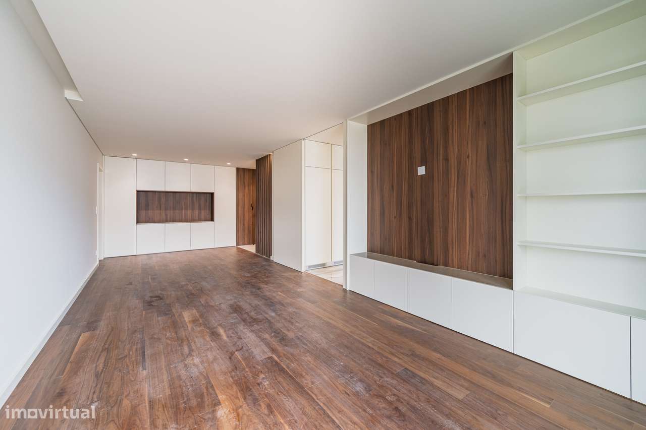 T3 com varanda - Centro de Vila Nova de Gaia - Grande imagem: 5/68