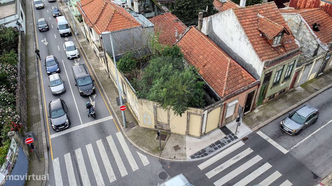 Moradia T1 para venda - Grande imagem: 2/14