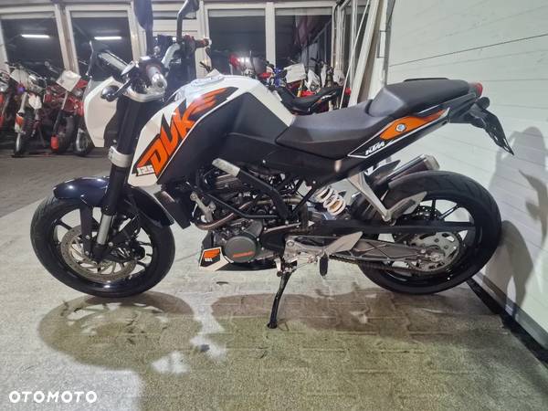 KTM Duke - 17