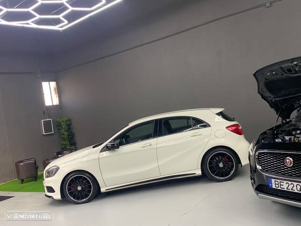 Mercedes-Benz A 200 d AMG Line - 3