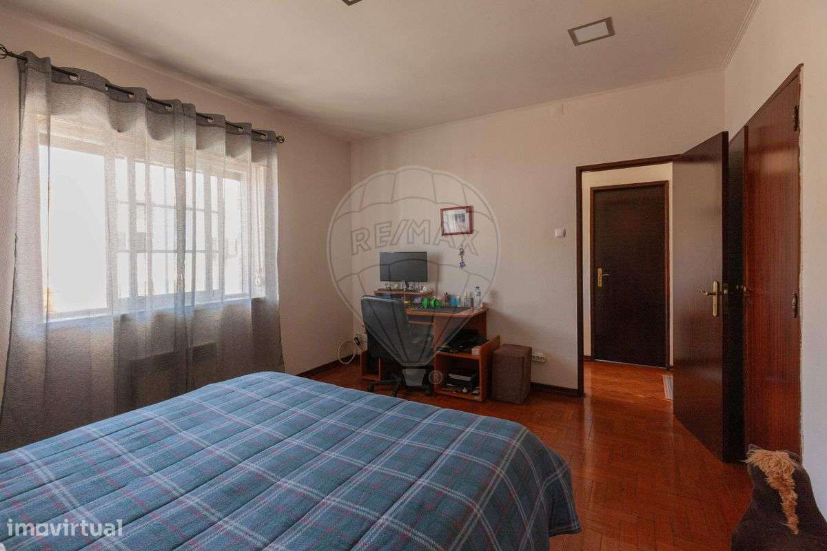 Moradia T2 para venda-18