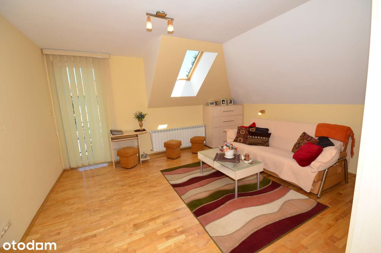 Budynek mieszkalny z częścią usługową.-10