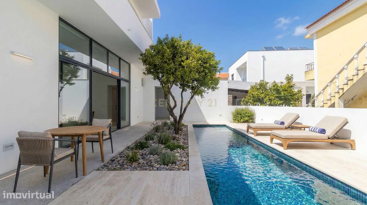 Fernão Ferro/ Pinhal do General - Moradia isolada de 5 assoalhadas em - Grande imagem: 5/38