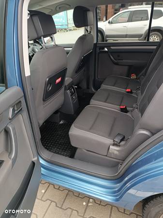 Volkswagen Touran 1.6 TDI DPF BlueMot Comfortline - 9