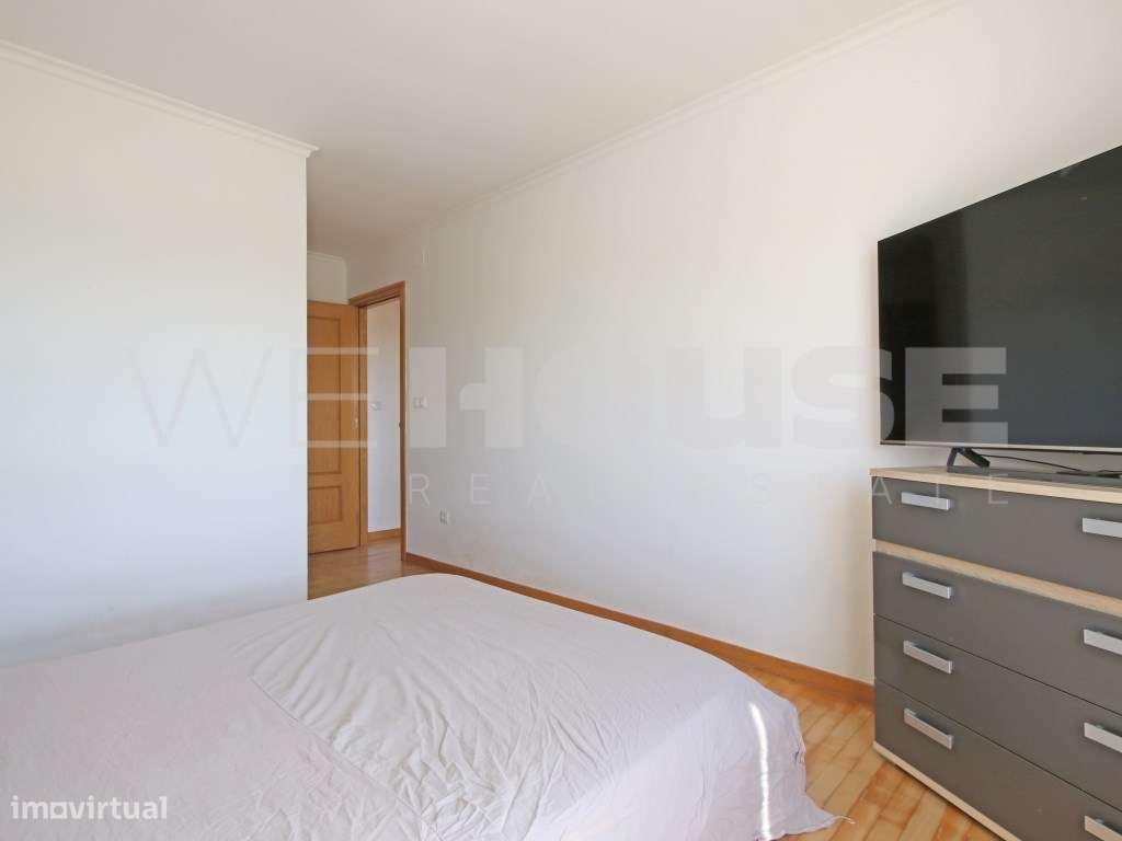Excelente T3 com Suíte e Espaço Exterior Exclusivo em Alhos Vedros-23