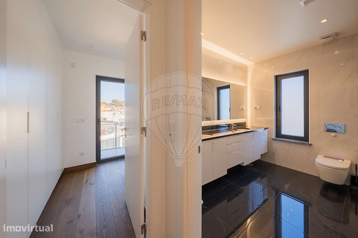 Moradia T4 para venda-16