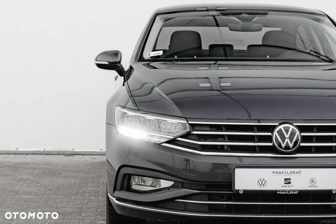 Volkswagen Passat 2.0 TDI Elegance DSG - 8