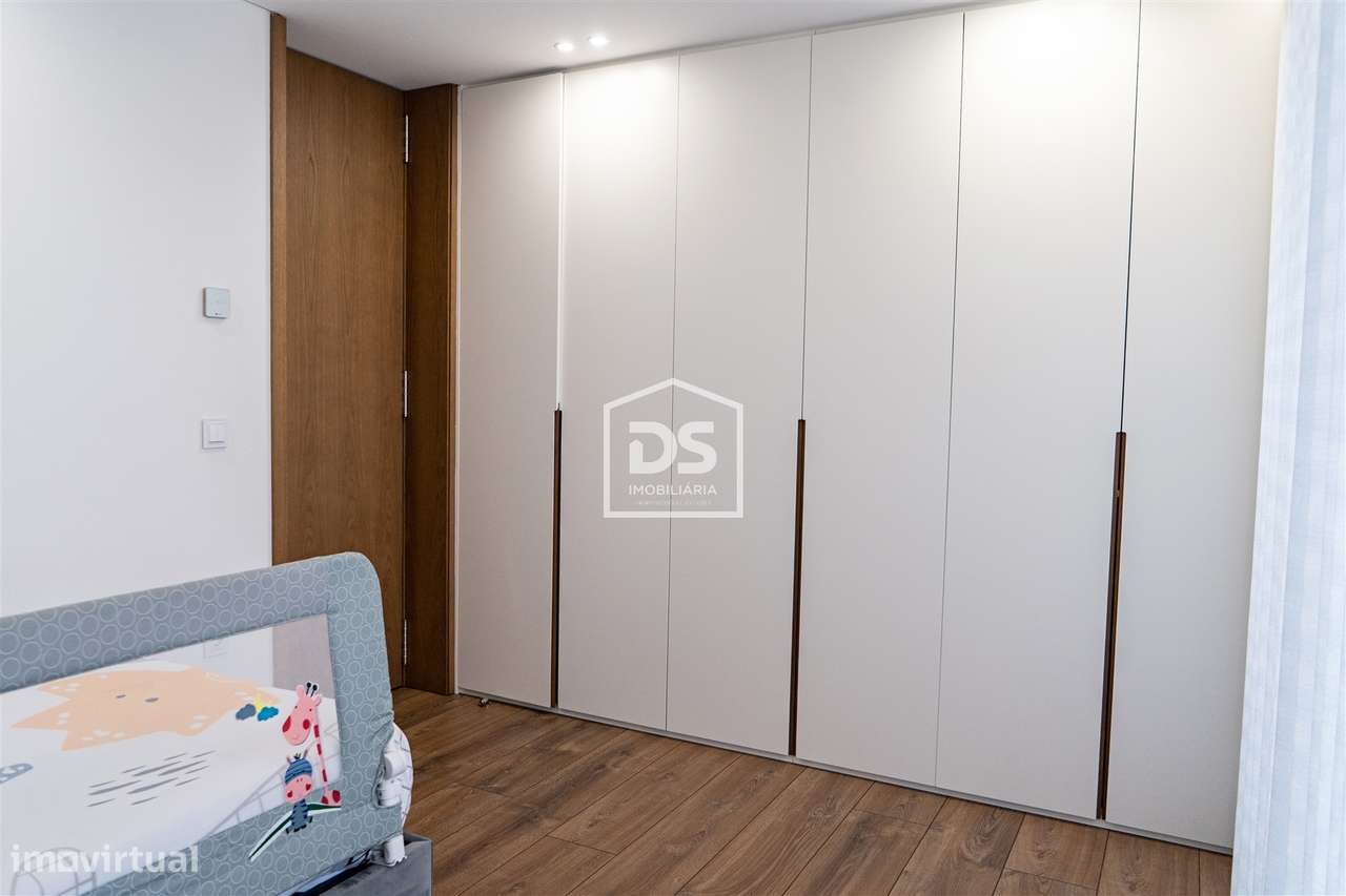 MORADIA DE LUXO T3 + ESCRITORIO - CENTRO DE PAÇOS DE FERREIRA-19