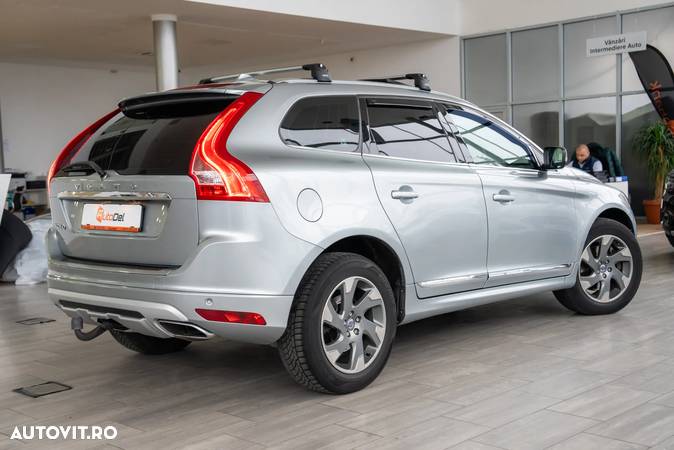 Volvo XC 60 D3 Geartronic Summum - 4