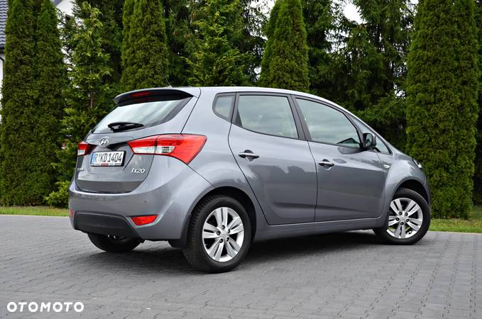 Hyundai ix20 1.4 Comfort - 20