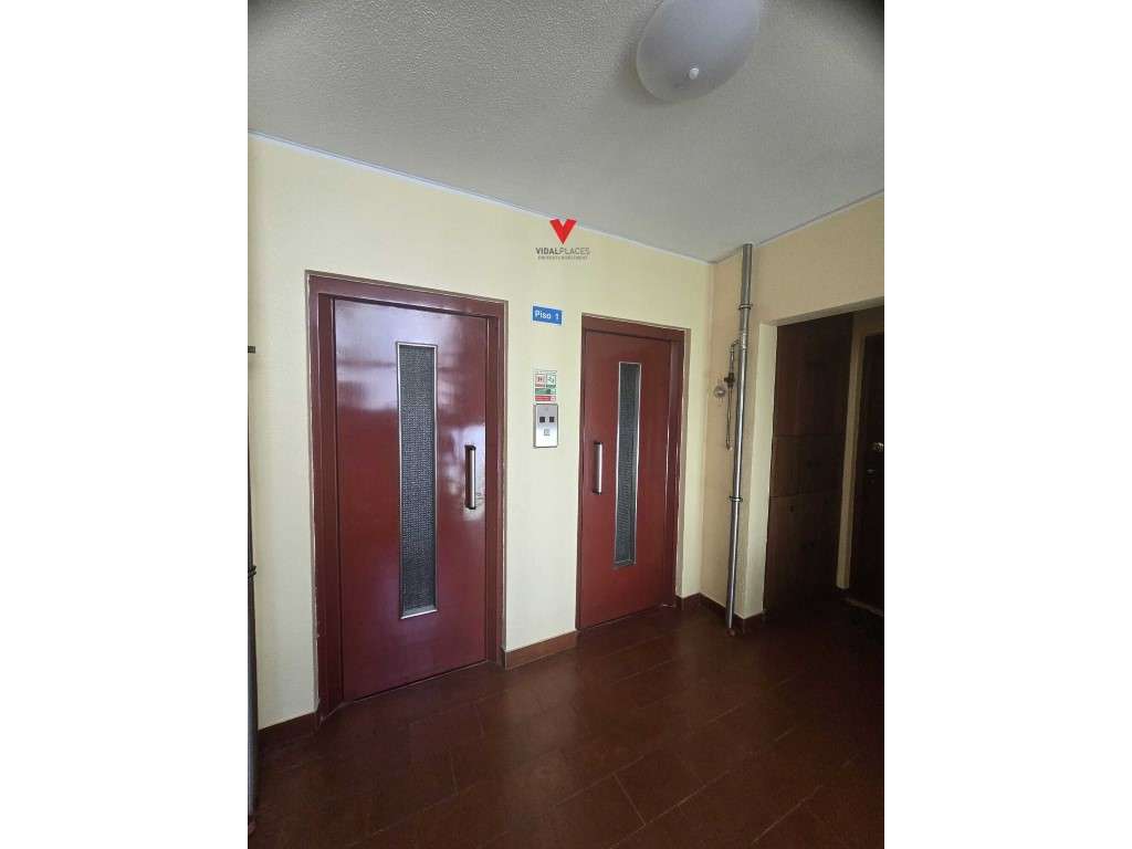 Apartamento T3 no Lumiar-17