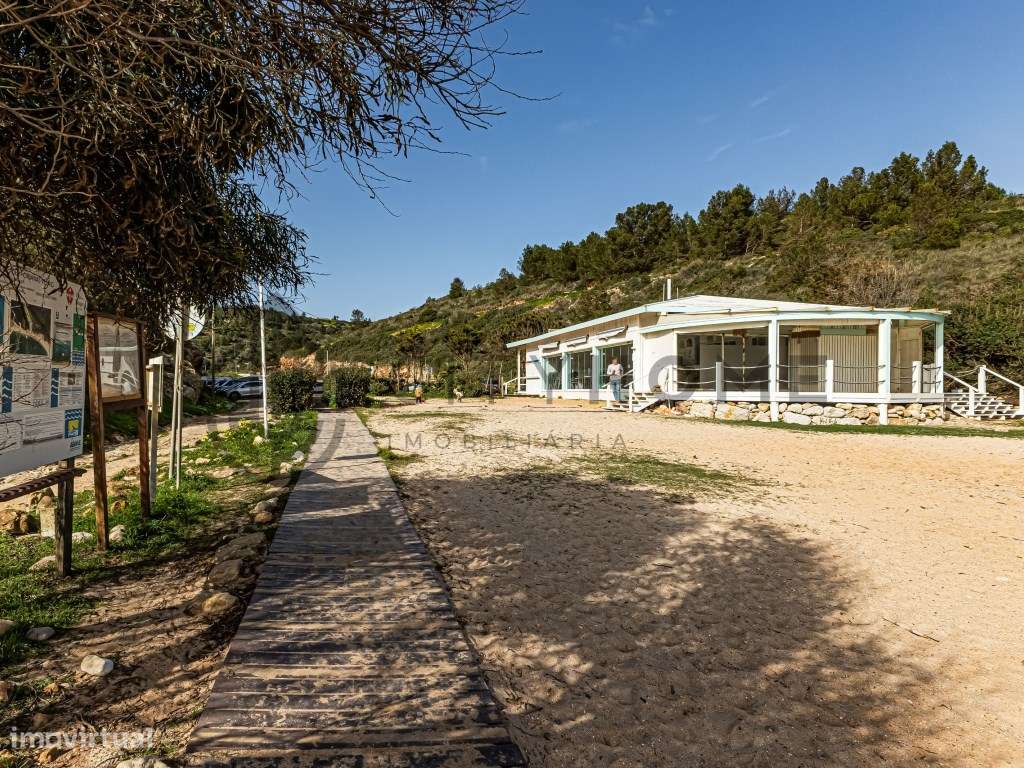Moradia T3 e Apartamento T2 com Restaurante no Burgau-47