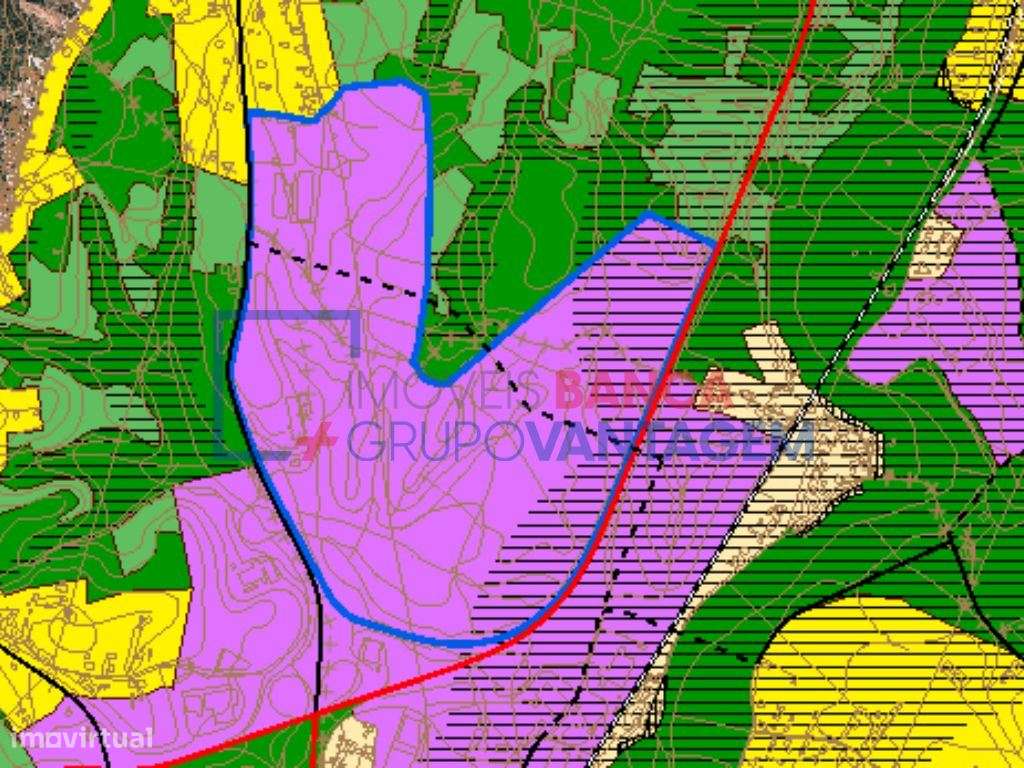 Zona industrial em Coimbra - Grande imagem: 2/6